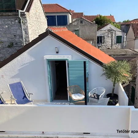 Murter-sun Stone House Ferienhaus