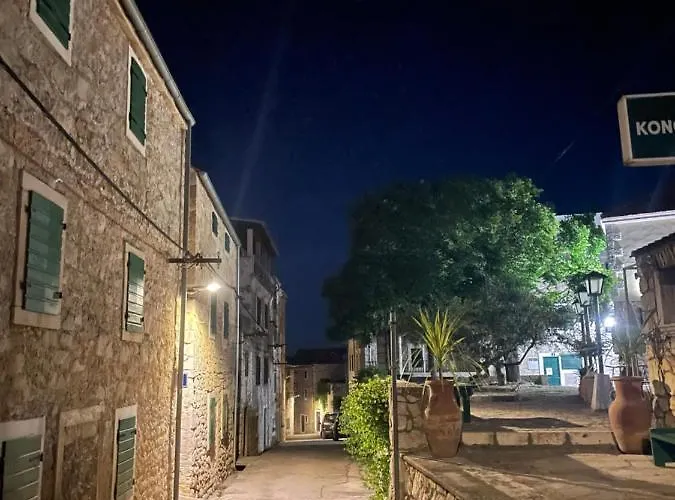 Ferienhaus Murter-sun Stone House *