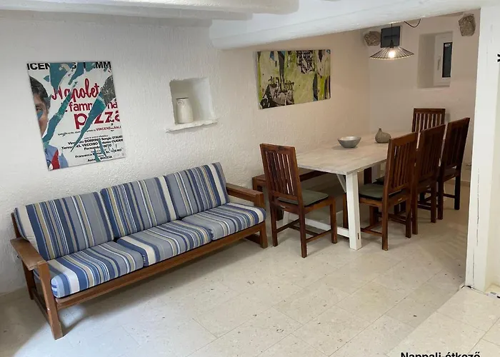 Murter-sun Stone House *