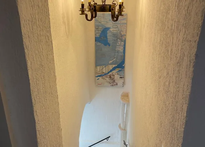 Murter-sun Stone House