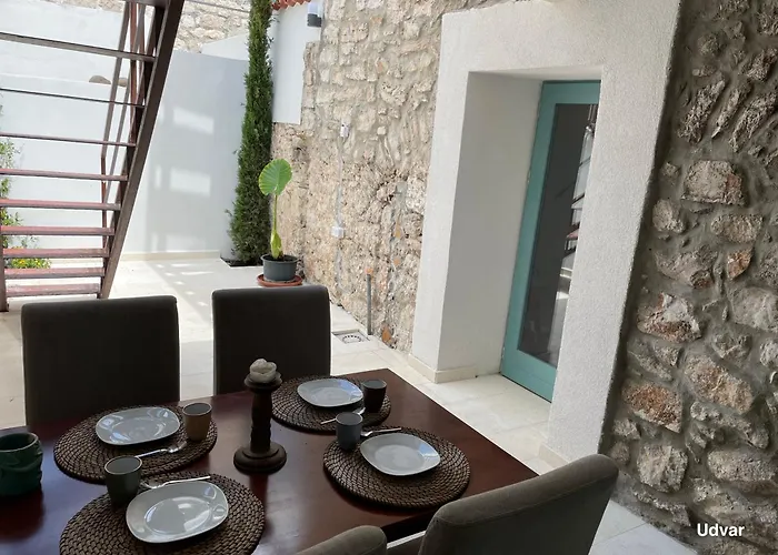 Сasa de vacaciones Murter-sun Stone House