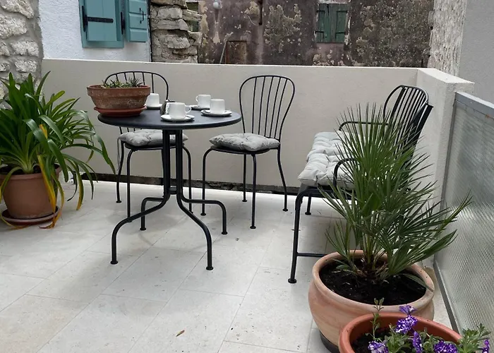 Murter-sun Stone House Ferienhaus *