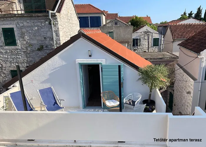 Murter-sun Stone House Ferienhaus