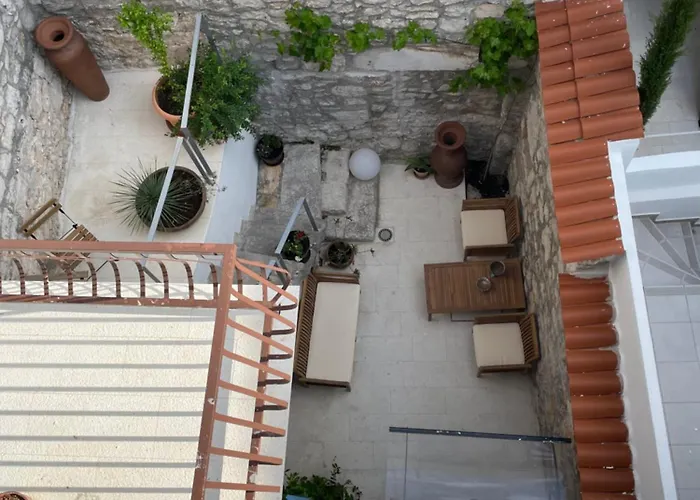 Murter-sun Stone House Ferienhaus