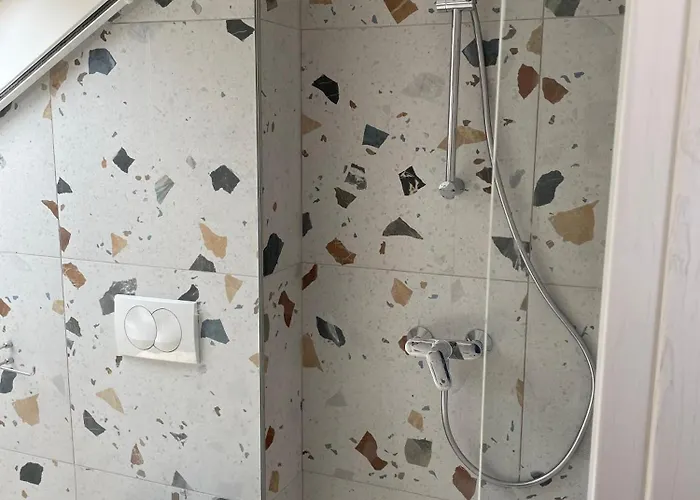 Murter-sun Stone House